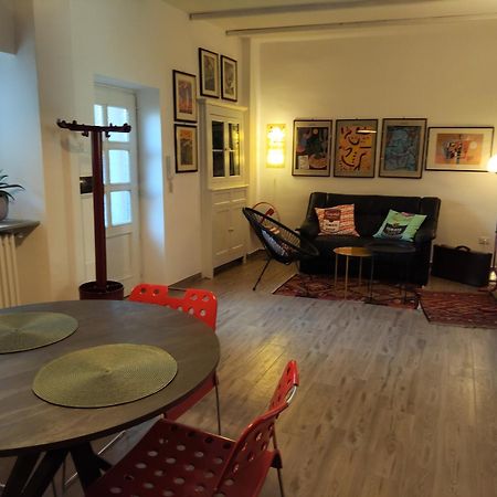 Le Melusine Apartment Vercelli Luaran gambar